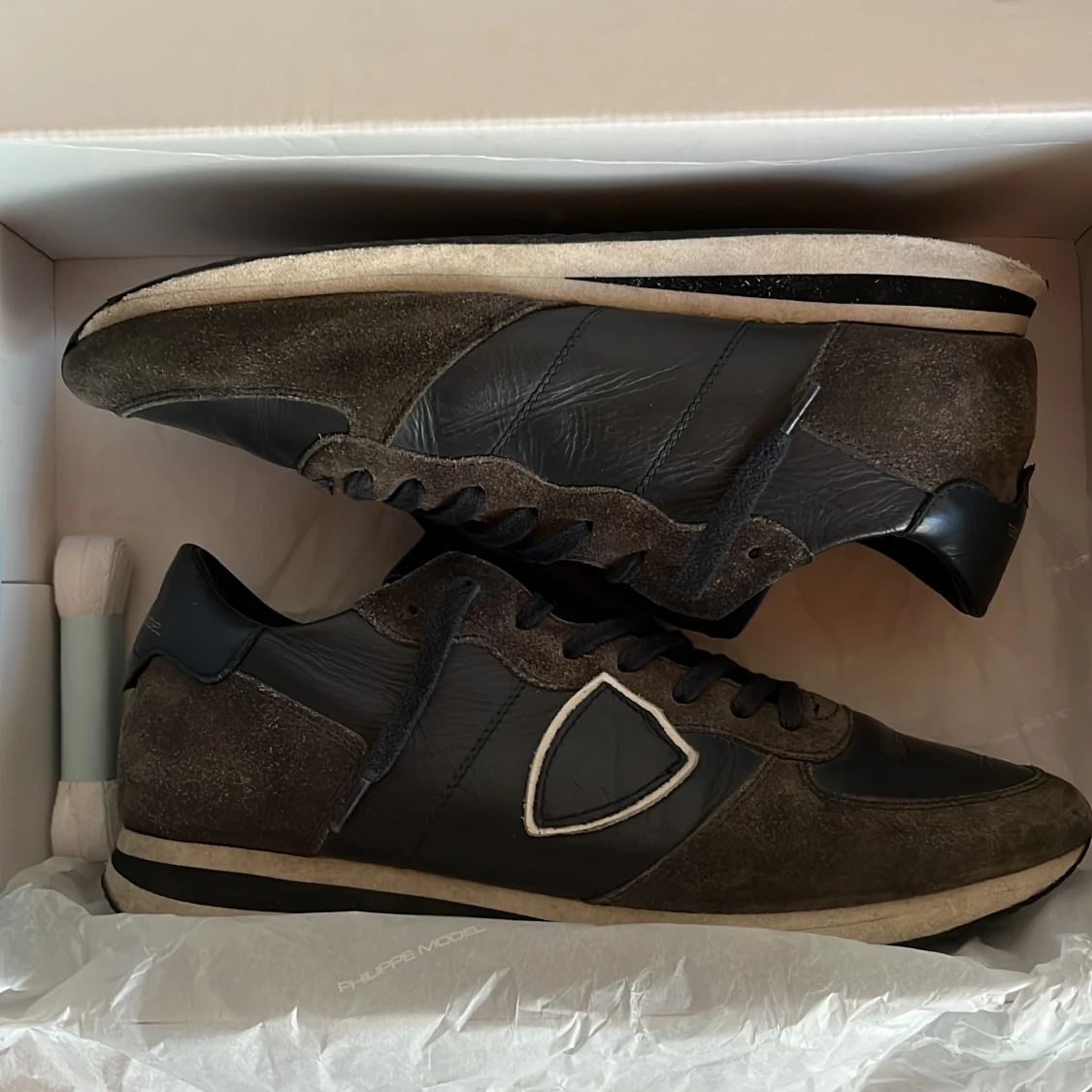 Philippe Model sneakers i mocka och skinn - 1