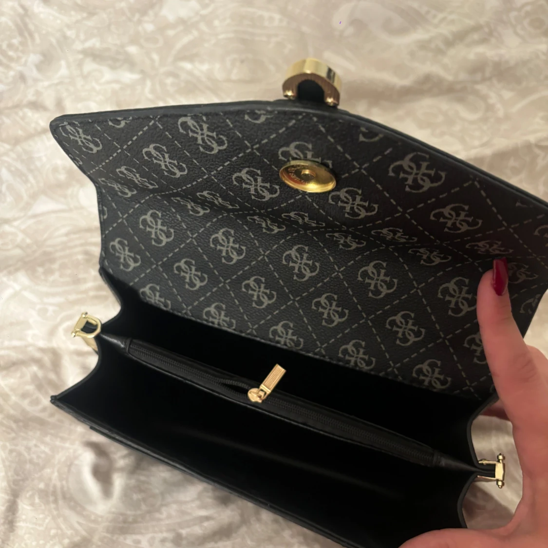 Svart handväska  - 3