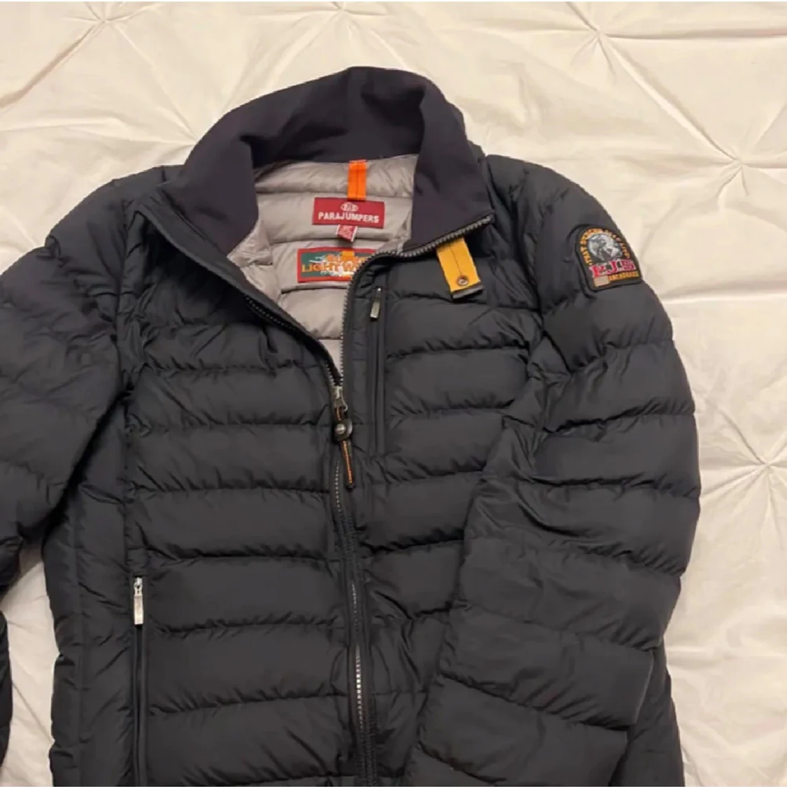 Svart dunjacka från Parajumpers S