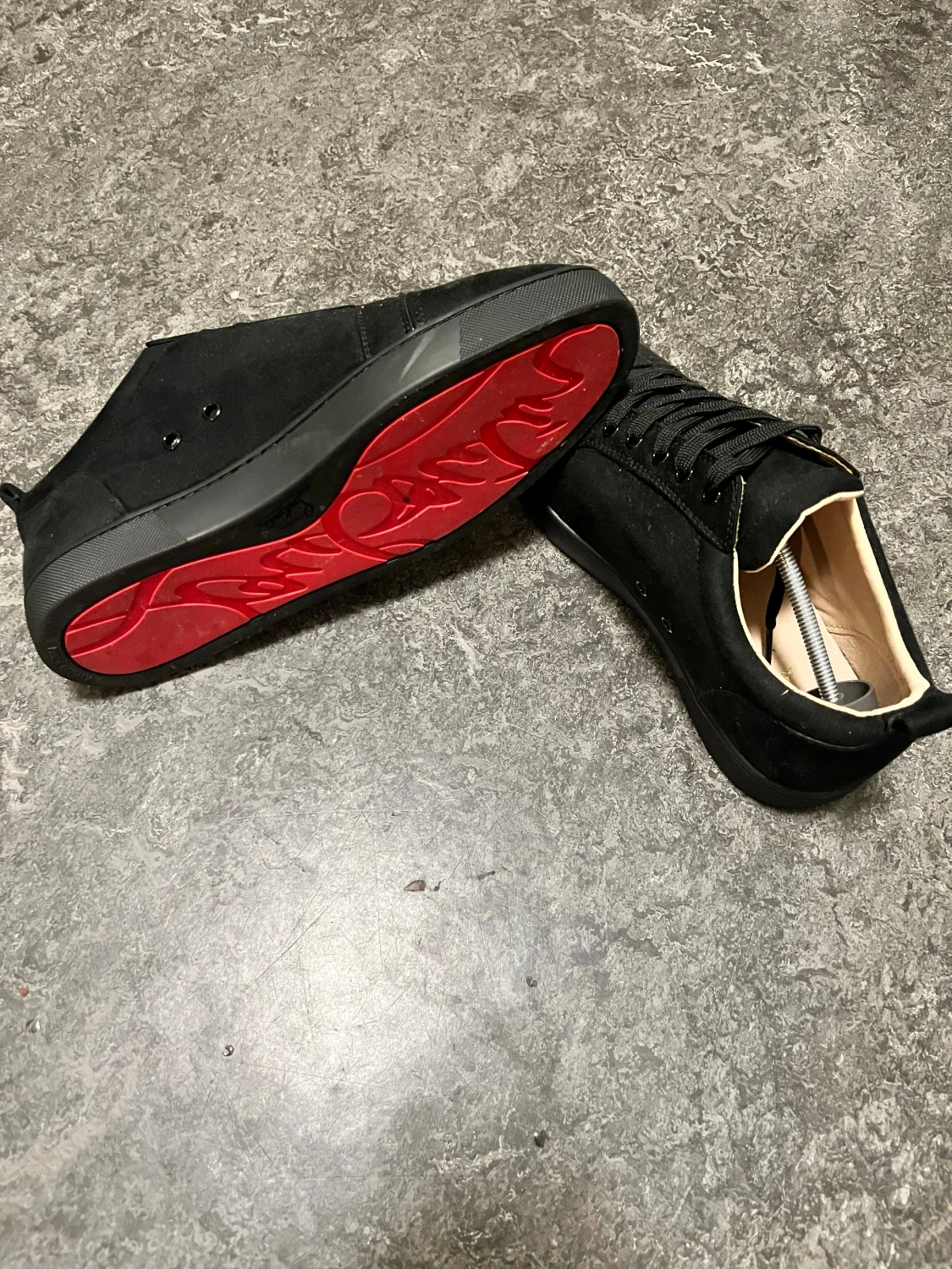 Svarta sneakers från Christian Louboutin - 1