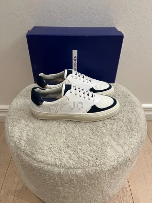 Jacob Cohen skor  - Helt nya | finns i 42 & 44