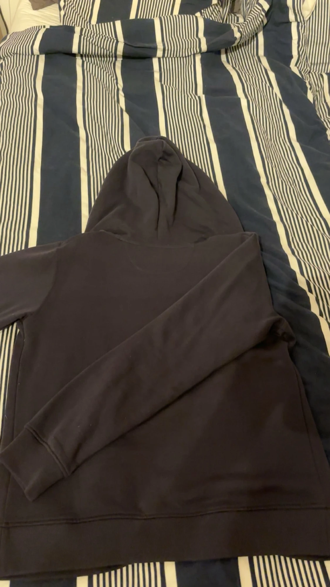 Navy blue hoodie från GANT med dragkedja - 5