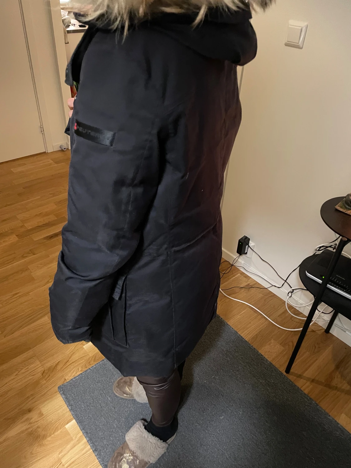 Svart Peutery jacka  - 2