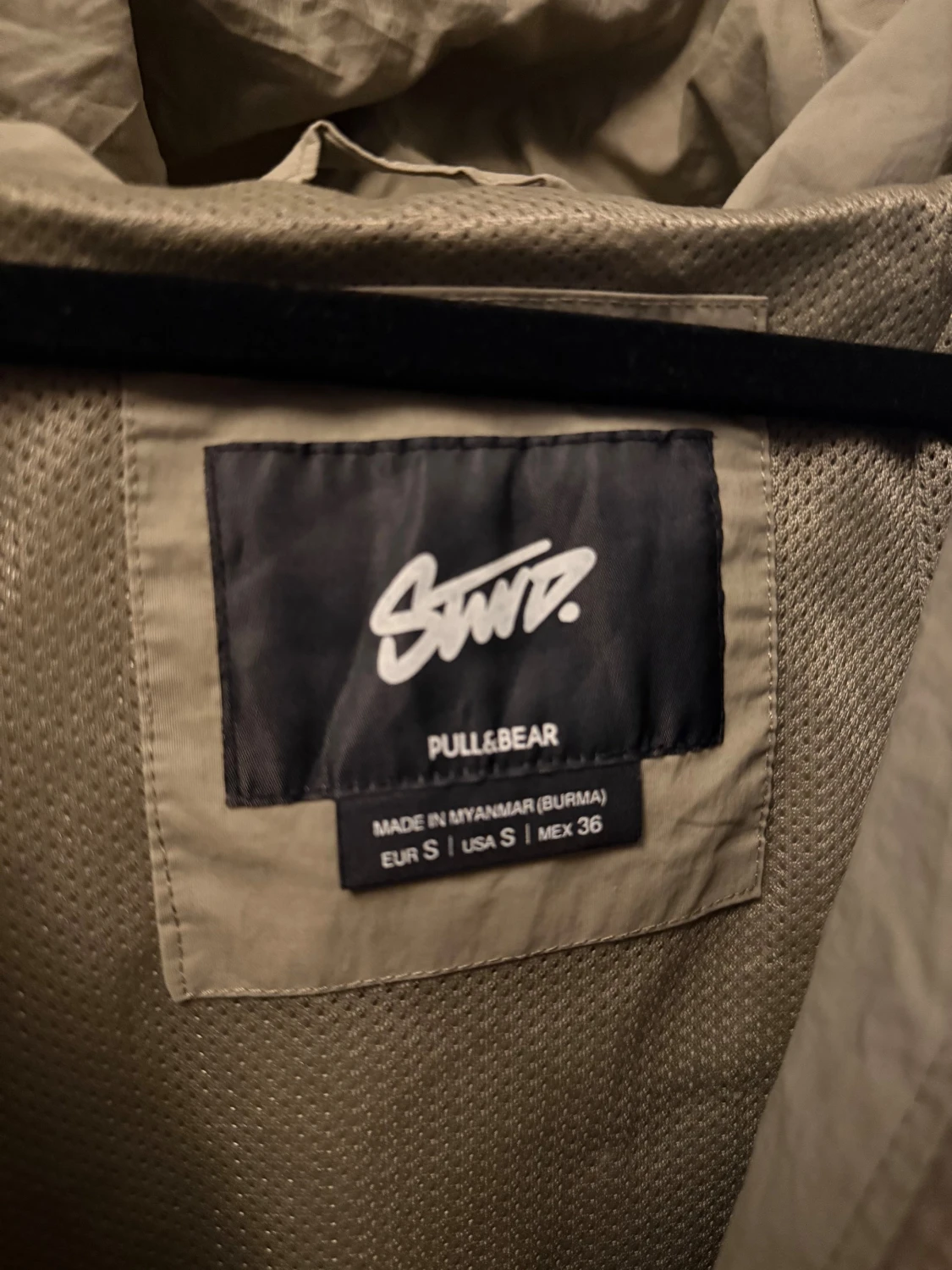 Grön  vindjacka från Pull&Bear - 1