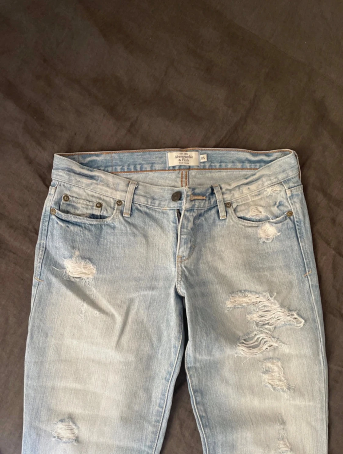 Ihåliga jeans med låg midja  - 1