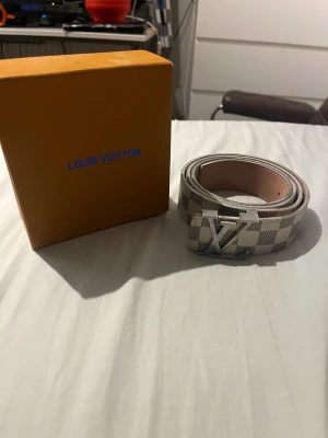 rutig skärp 125cm - Rutigt bälte 10/10 skick