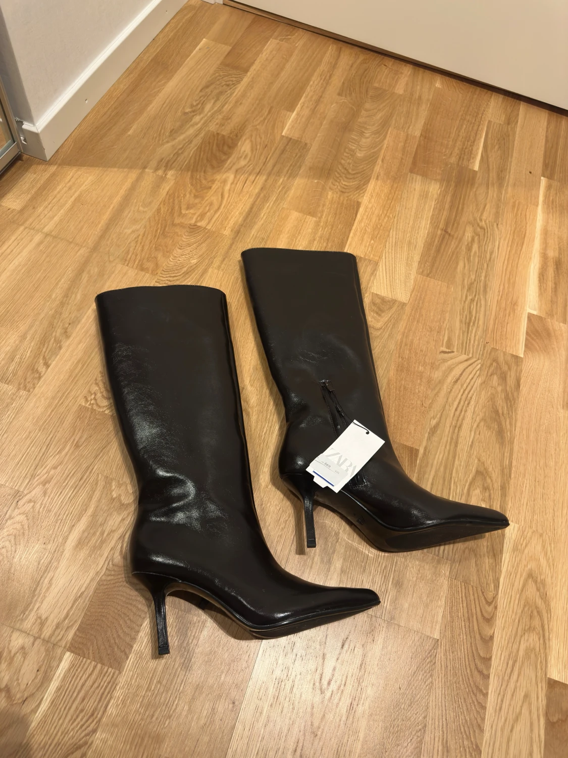 Bruna höga stövlar från Zara