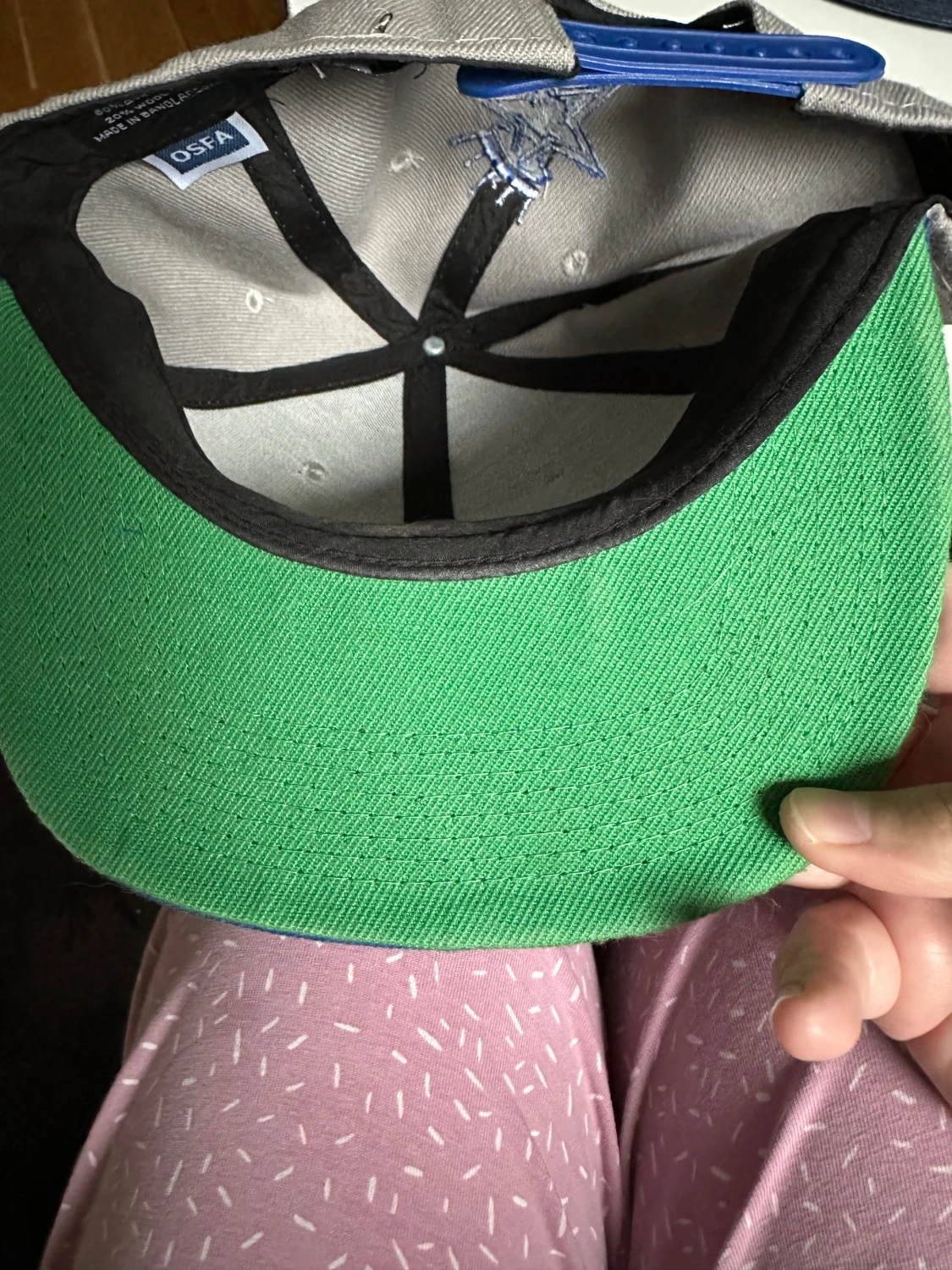 Grå och blå snapback från Obey - 6