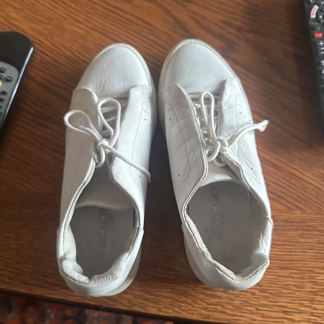 Vita sneakers med snörning - 3