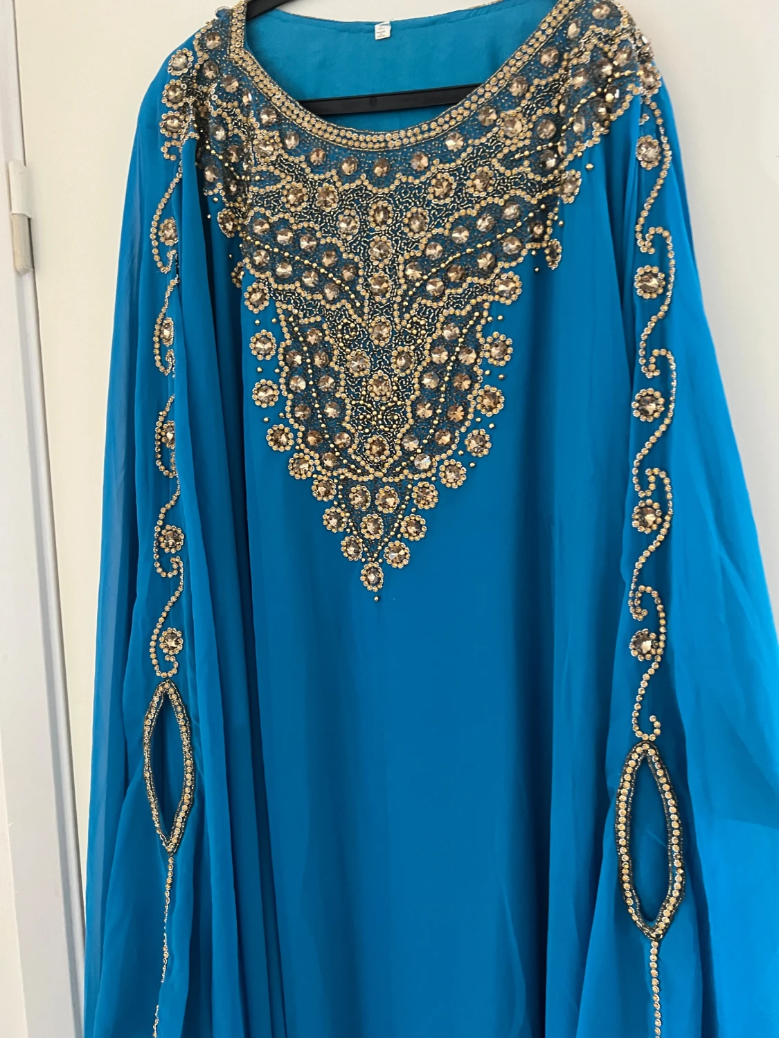 Blå långklänning med paljetter - 3
