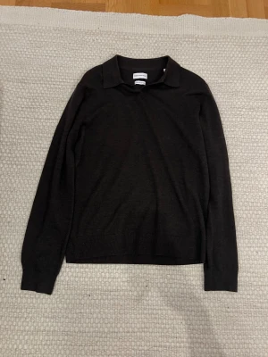 These Glory Days tröja - Säljs då den tyvärr inte används. Storlek M i mycket bra skick, inga defekter. Kom med frågor och bud👍