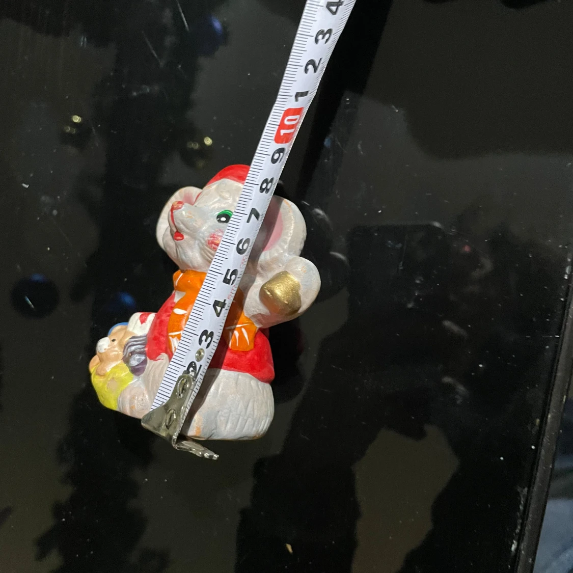 Söt musfigur elefant i keramik med röd mössa - 3