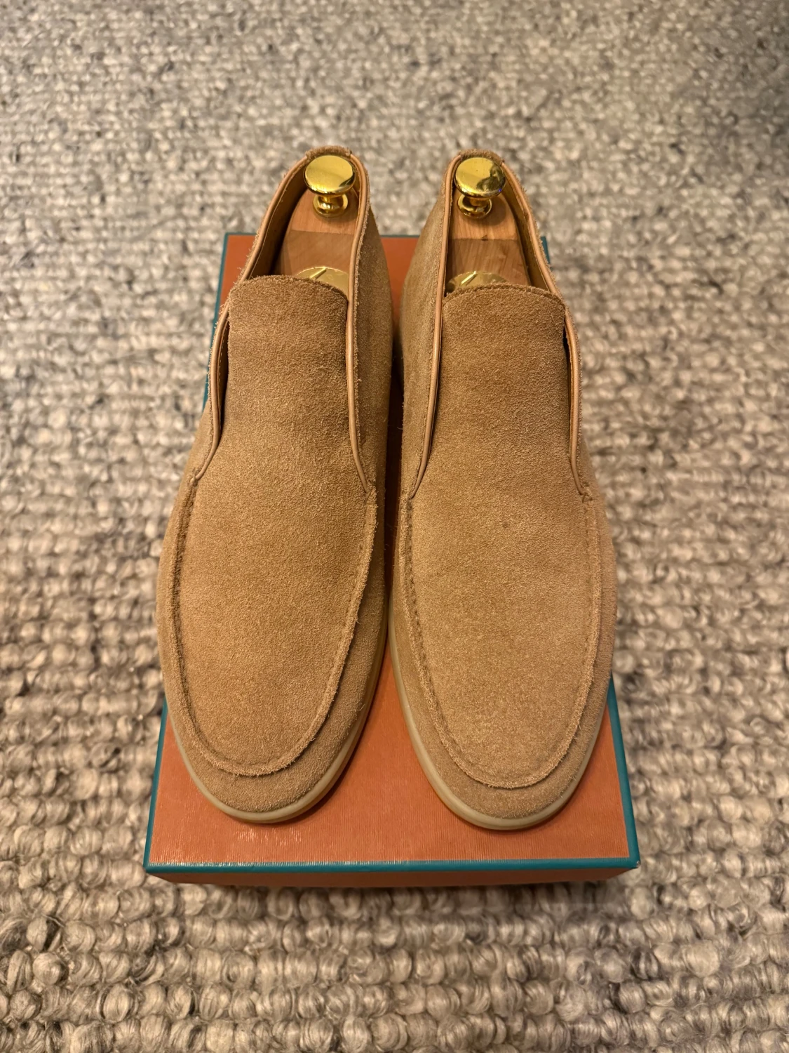 Loro Piana open walk  - 1