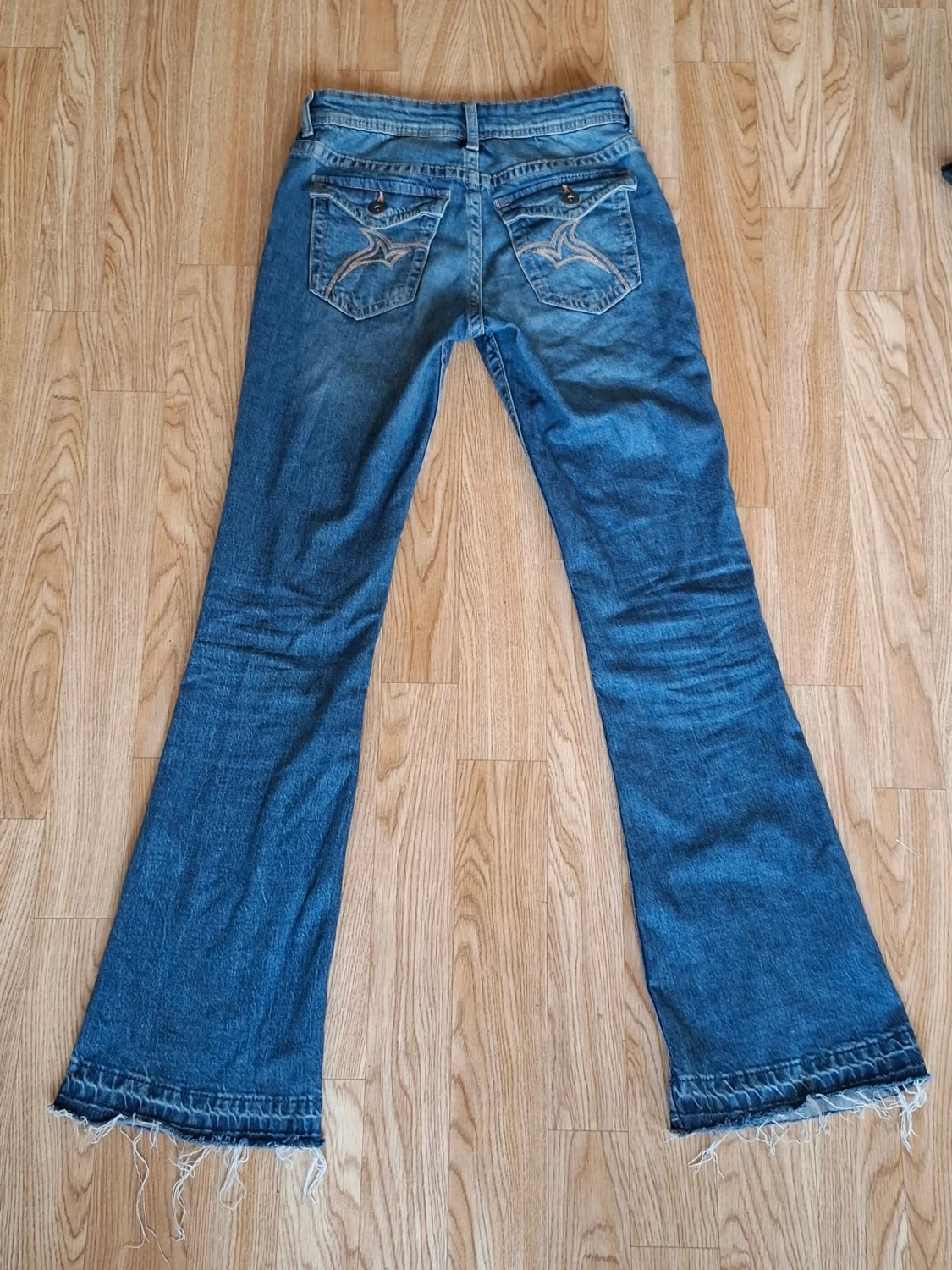 Blå bootcut jeans från H&M, stl 164 - 1