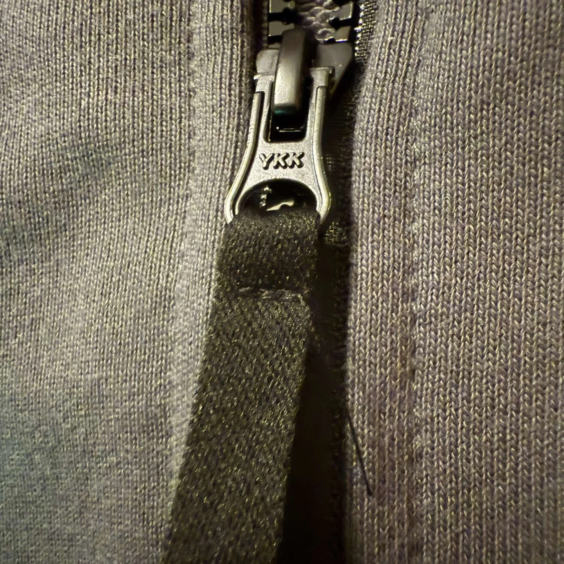 Mörkgrå hoodie från Stone Island - 3