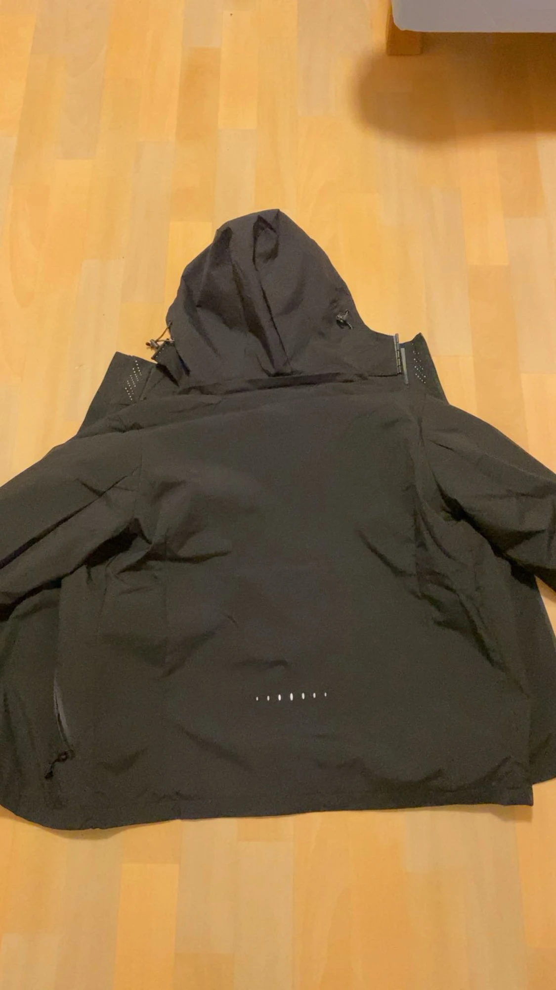 Svart vindjacka från Arc'teryx - 3