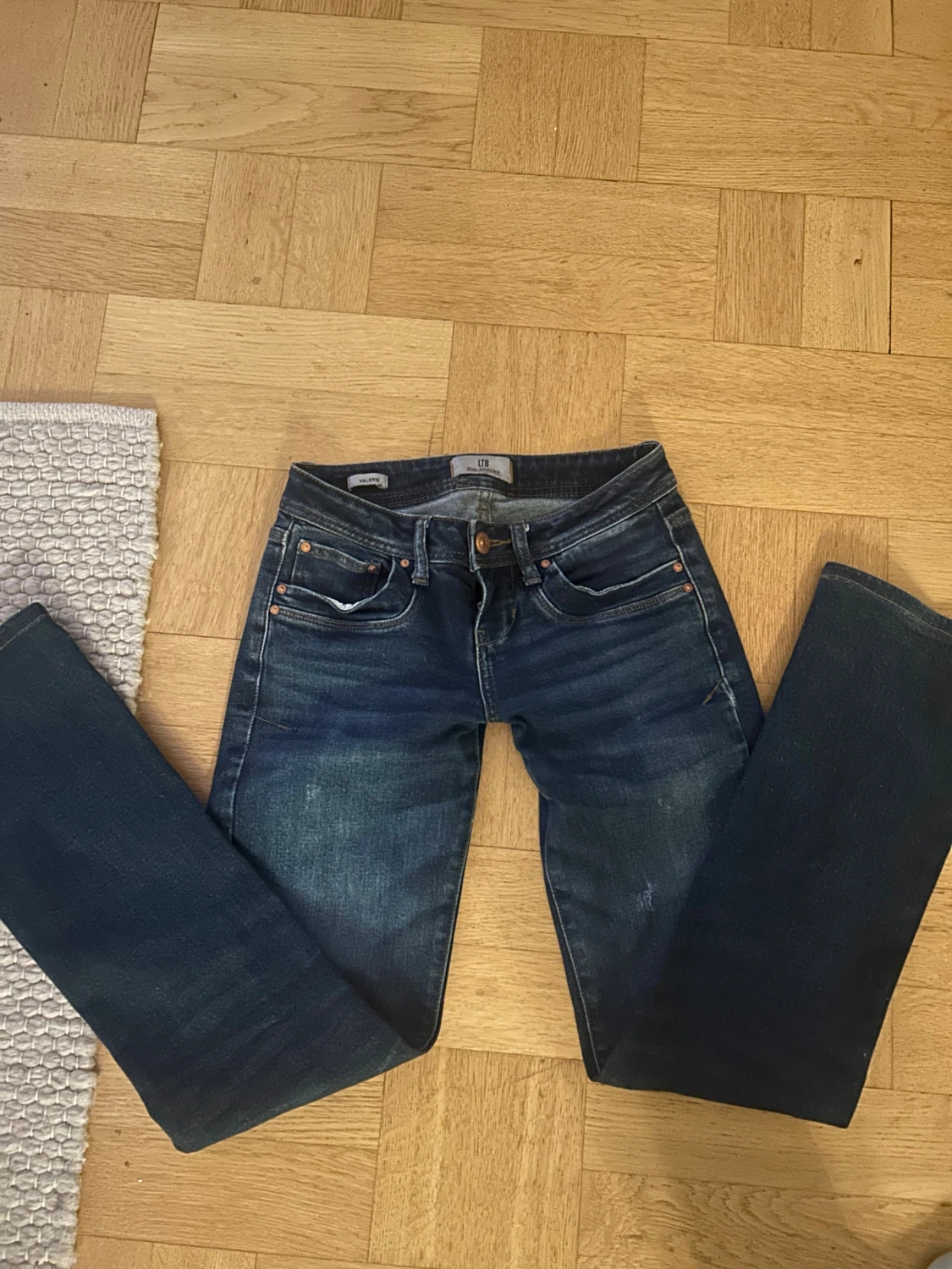Blå jeans från LTB Valerie