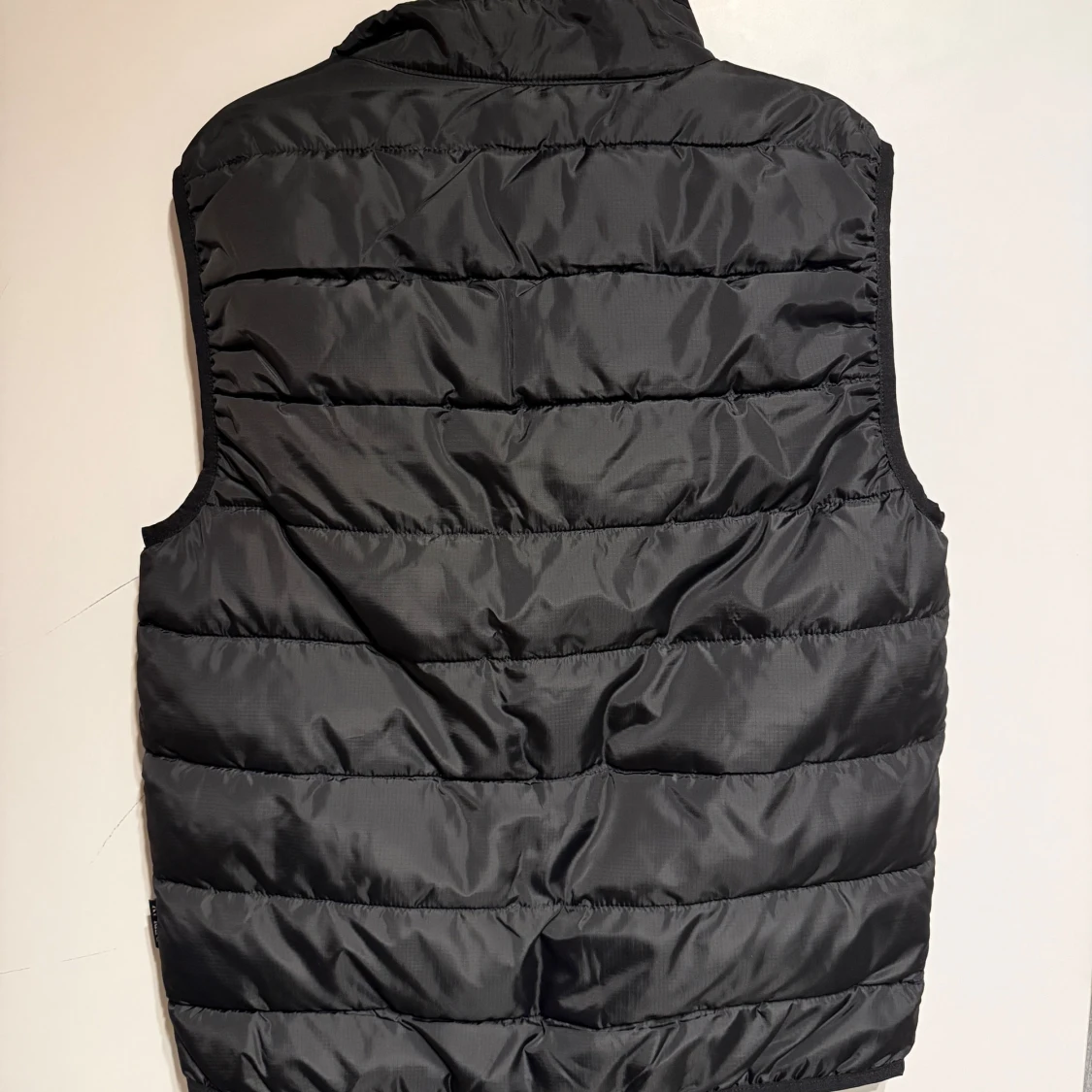 Svart dunväst från Replay - 1