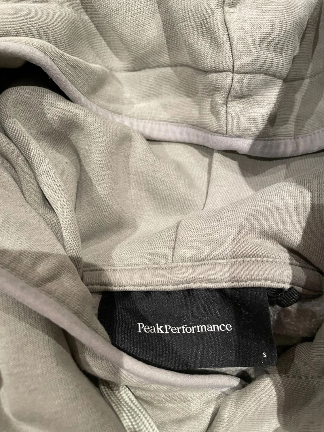 Ljusgrön hoodie Peak Performance S - 2