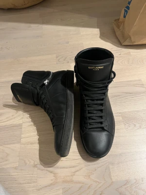Saint Laurent High Top w zipper -  slp skor modell sl/17h 