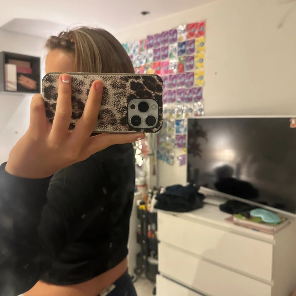 Svart långärmad croppad topp - 2