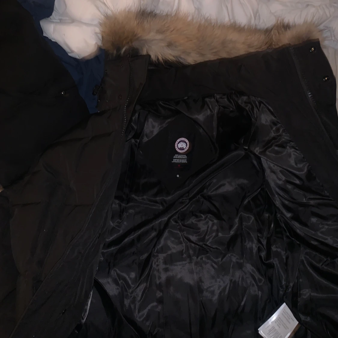 Svart dunjacka från Canada Goose