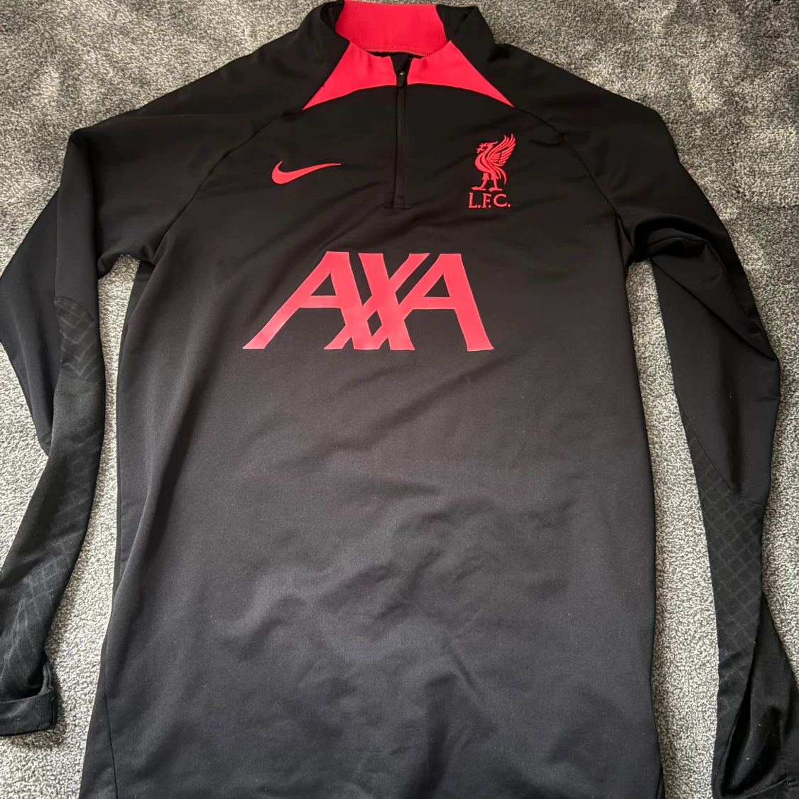 Liverpool Nike långärmad träningströja S