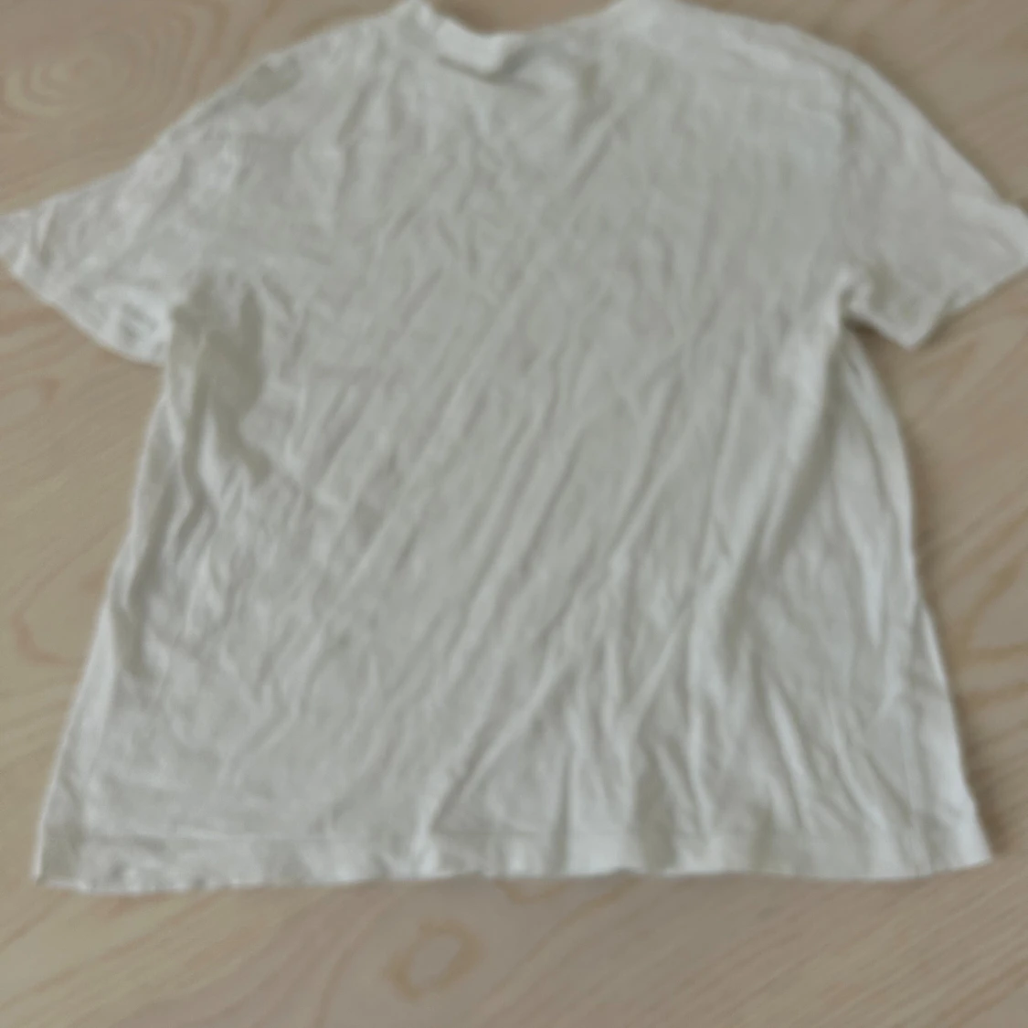 Vit basic t-shirt i bomull - 1