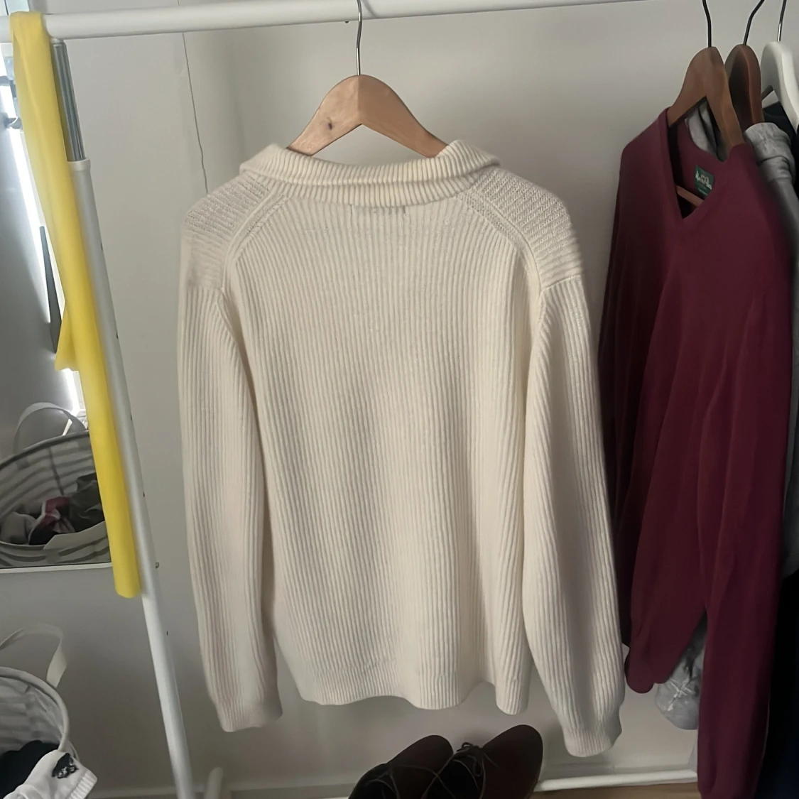 Vit ribbad kofta från Paul & friends - 1