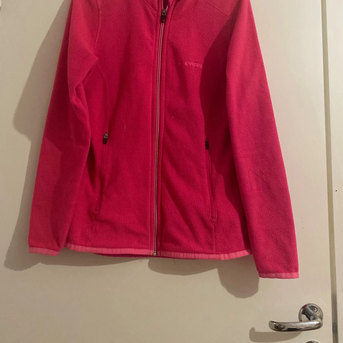 Rösa fleecejacka från Everest