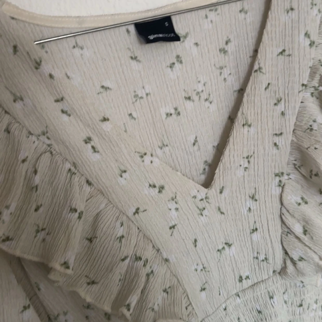 Beige blommig omlottklänning S - 2