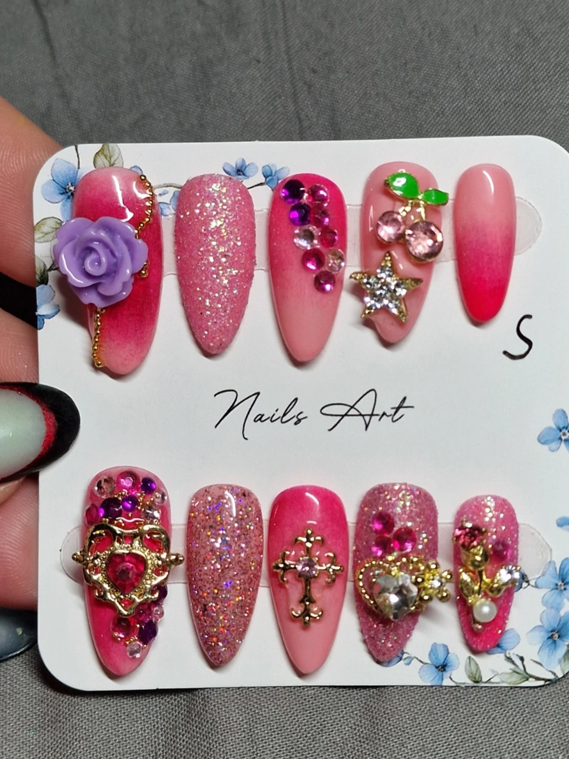 Press on naglar  - 1