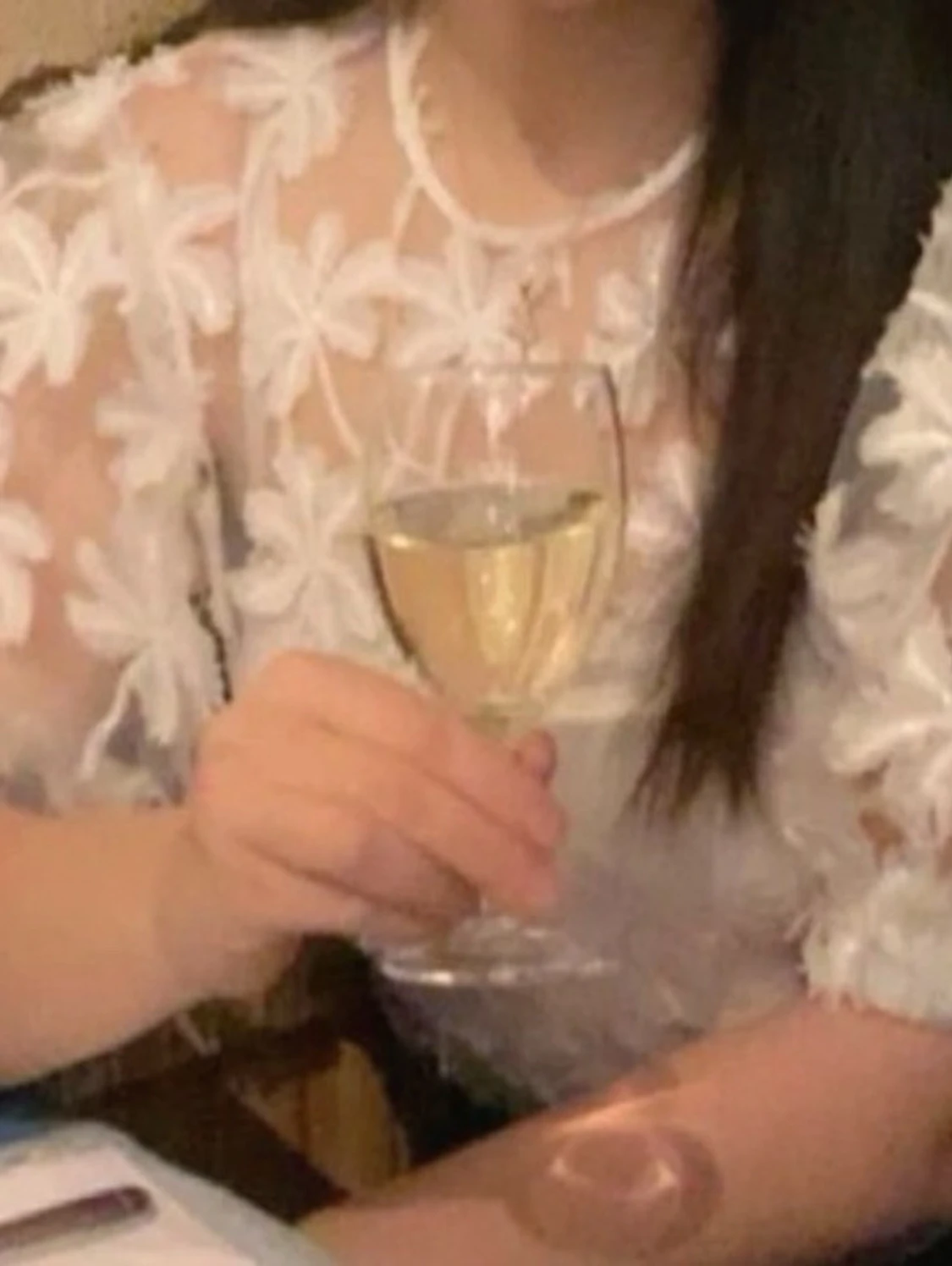 Vit blommig meshblus från Object - 1