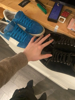 Flycrews Lanvins - Söker stiliga kläder, Skor, Tröjor, Jeans, Moncler Cardigan 