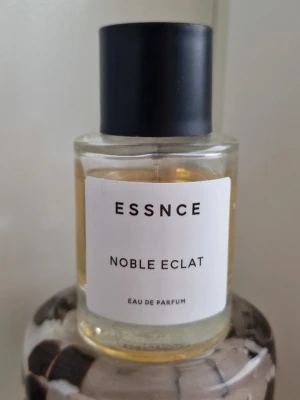 Noble Eclat från Essnce - Använd ganska lite. 