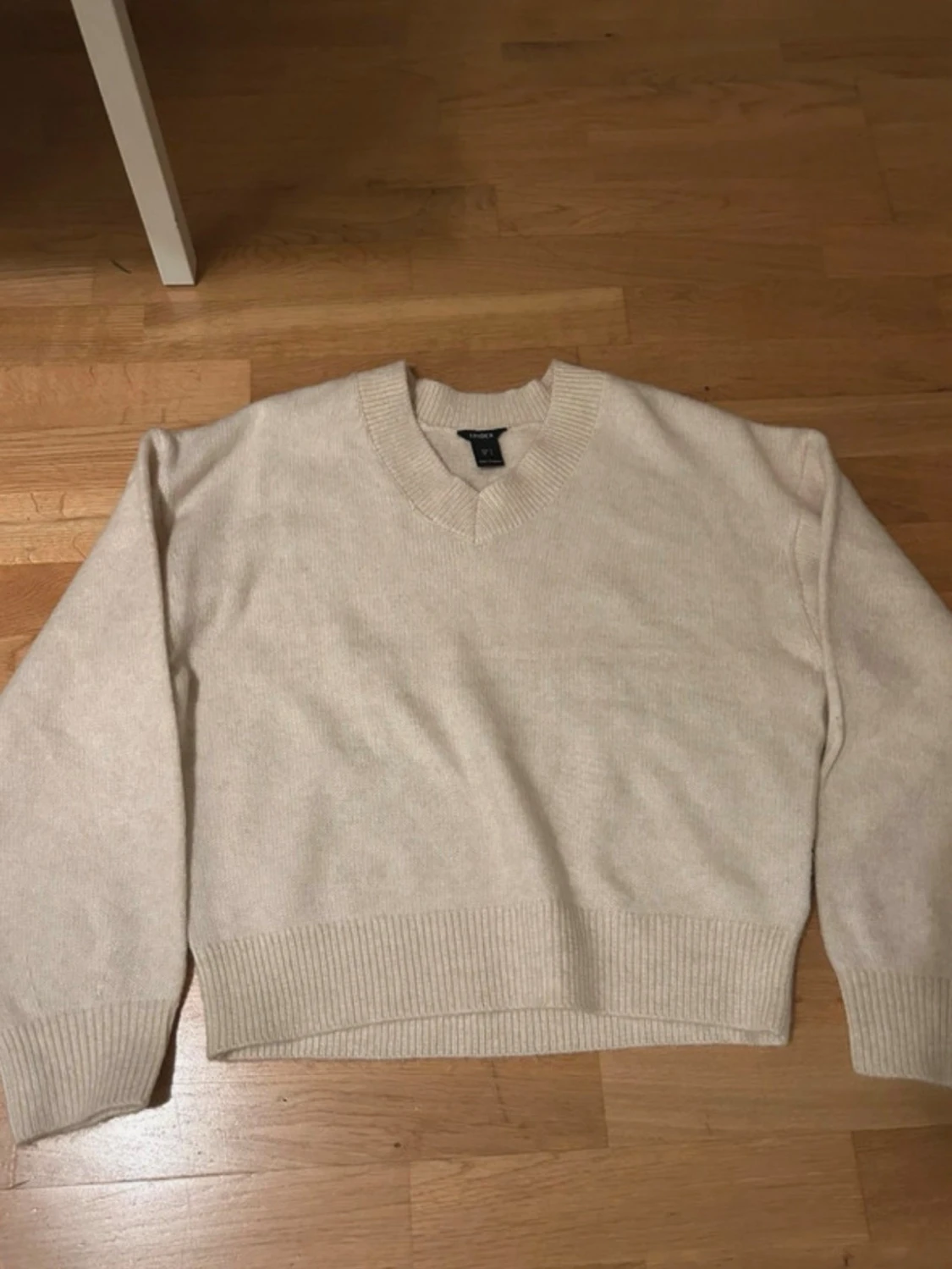 Beige stickad tröja från H&M - 2