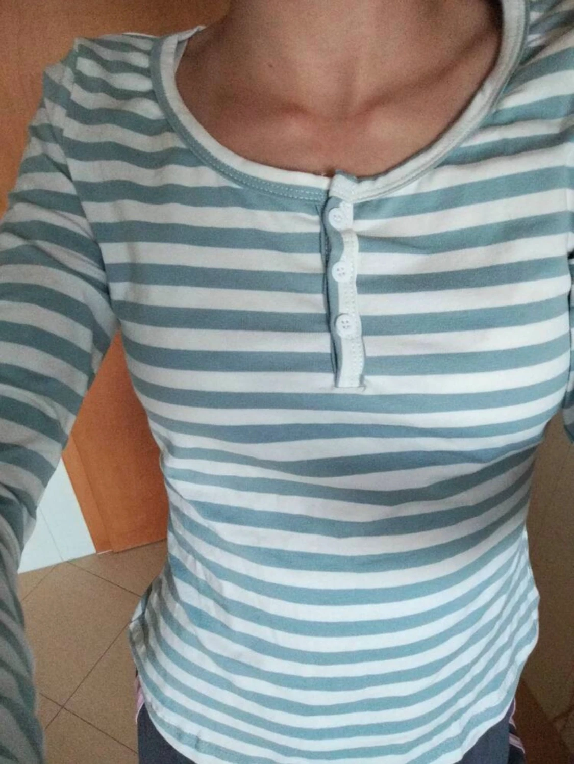 Randig vit blå långärmad topp  - 1