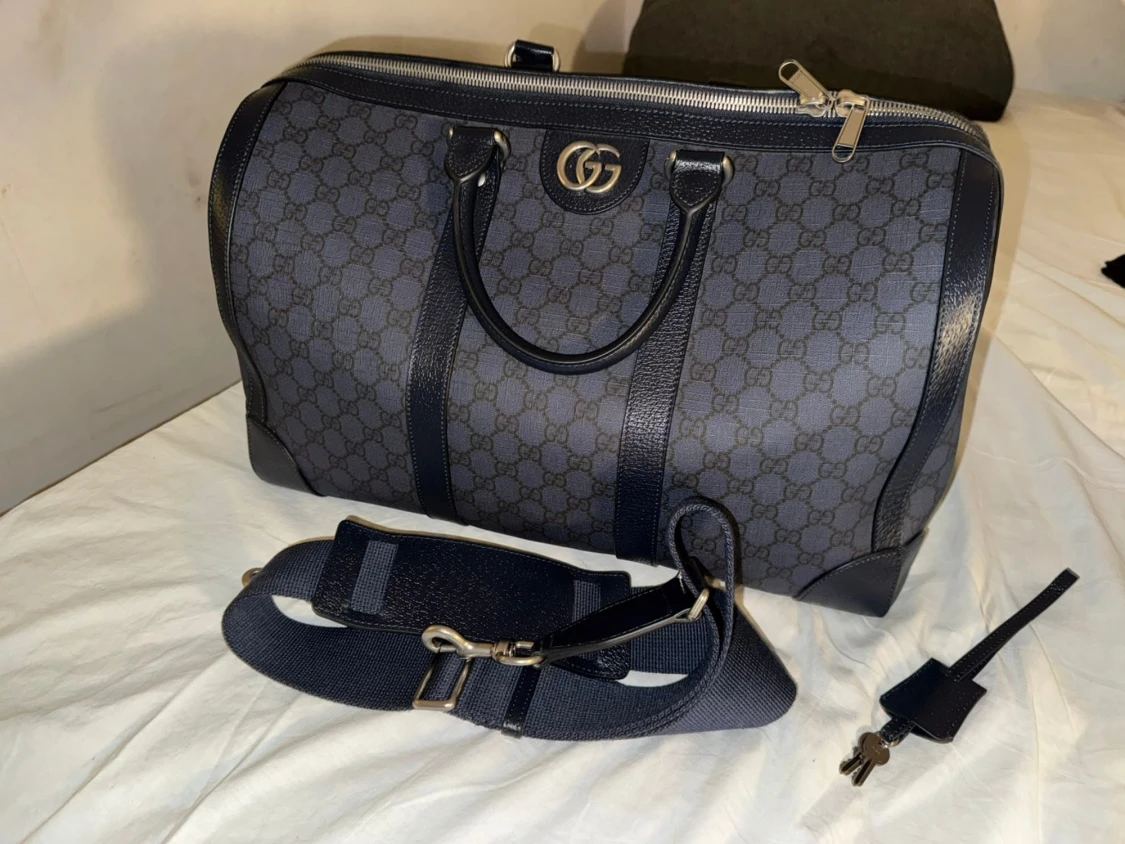 Gucci blå resväska med GG-mönster - 1