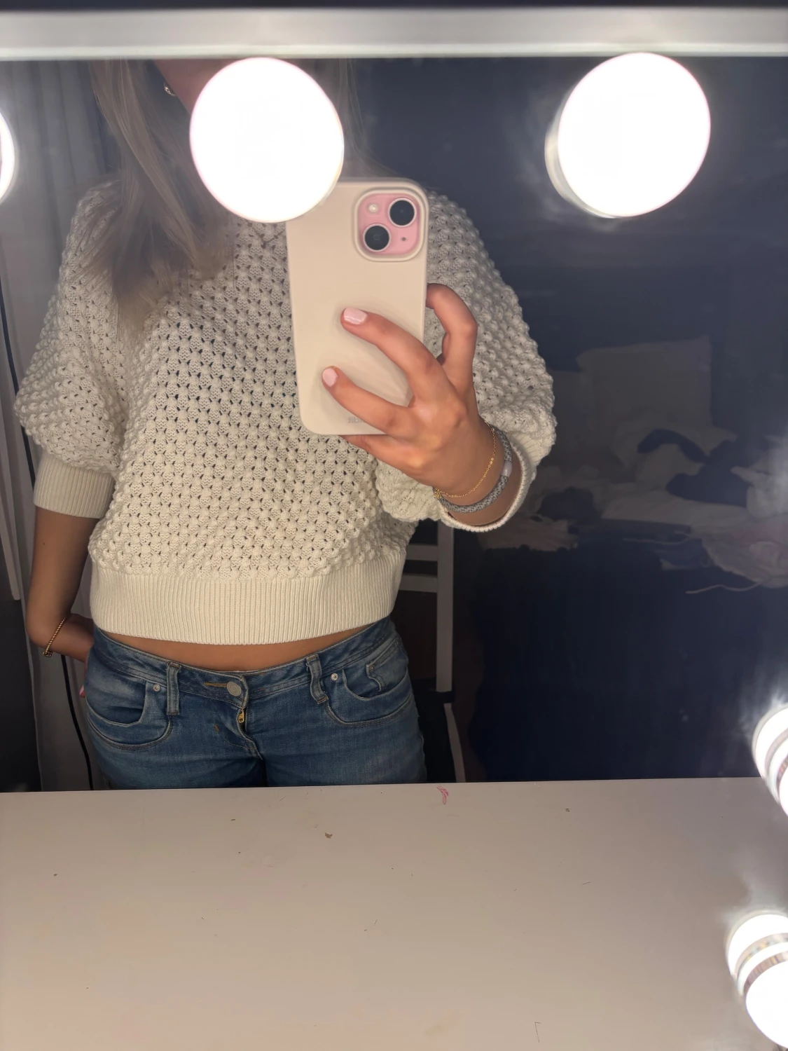 Vit stickad tröja - 1