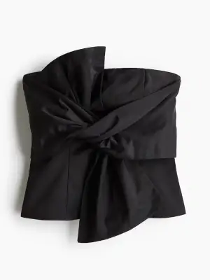 Eftertraktad & slutsåld rosett bandue top från h&m. 🤍 