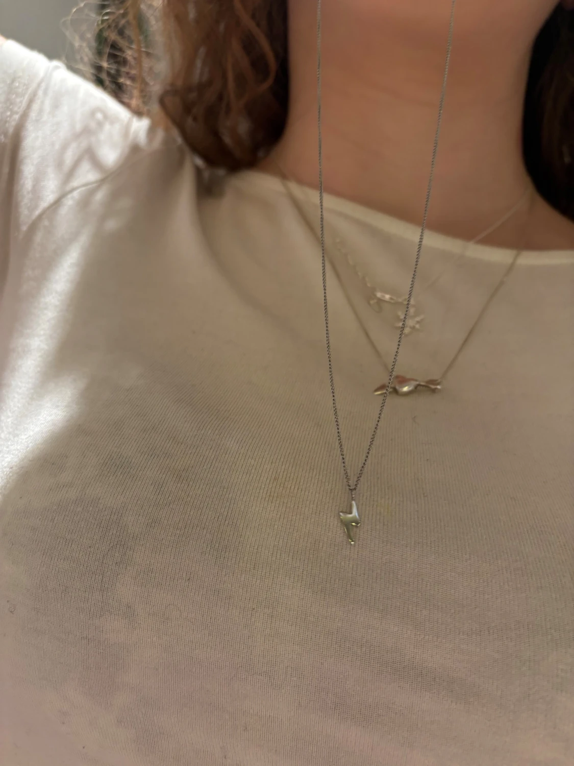 Silverfärgad blixt-halsband ifrån Edblad - 1