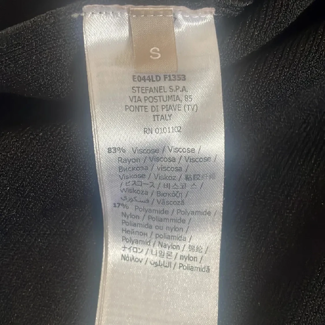 Svart tröja med snörning från Stefanel - 4