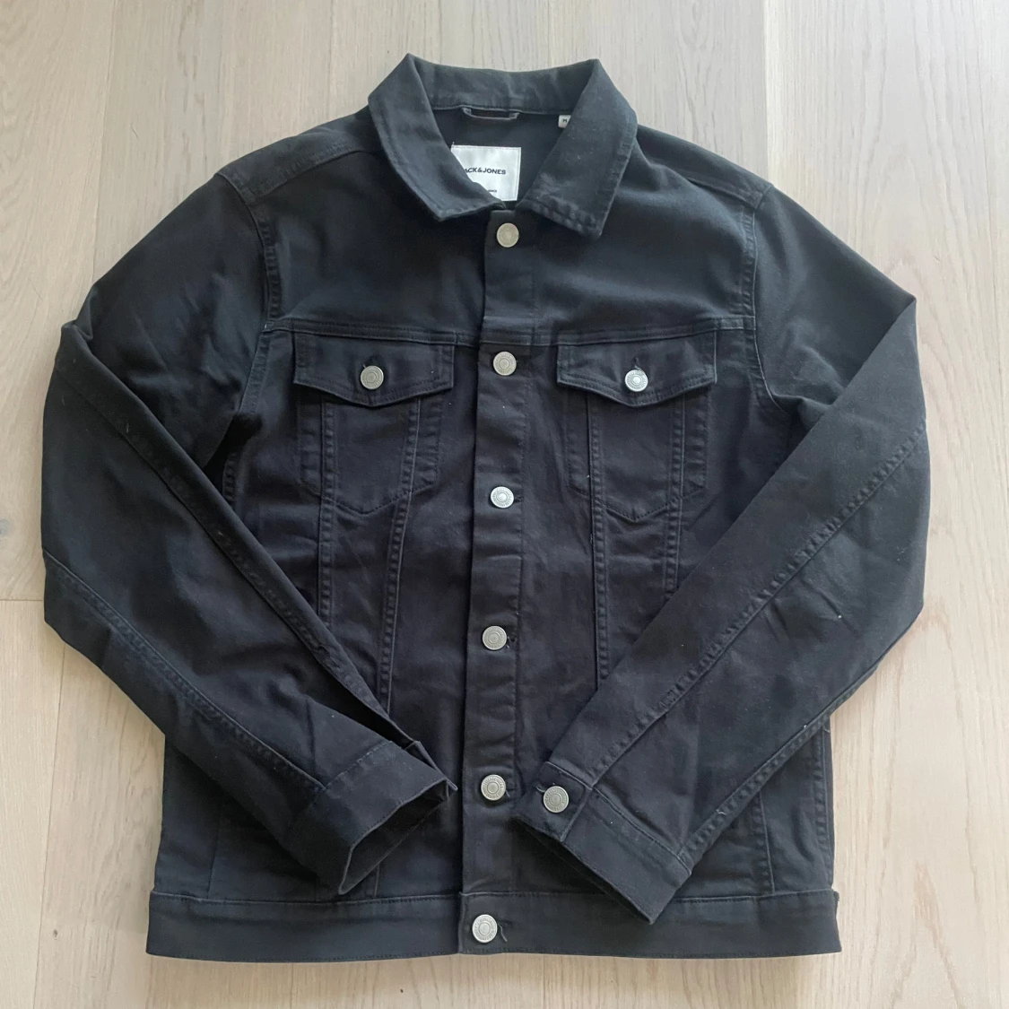 Svart jeansjacka från Jack & Jones