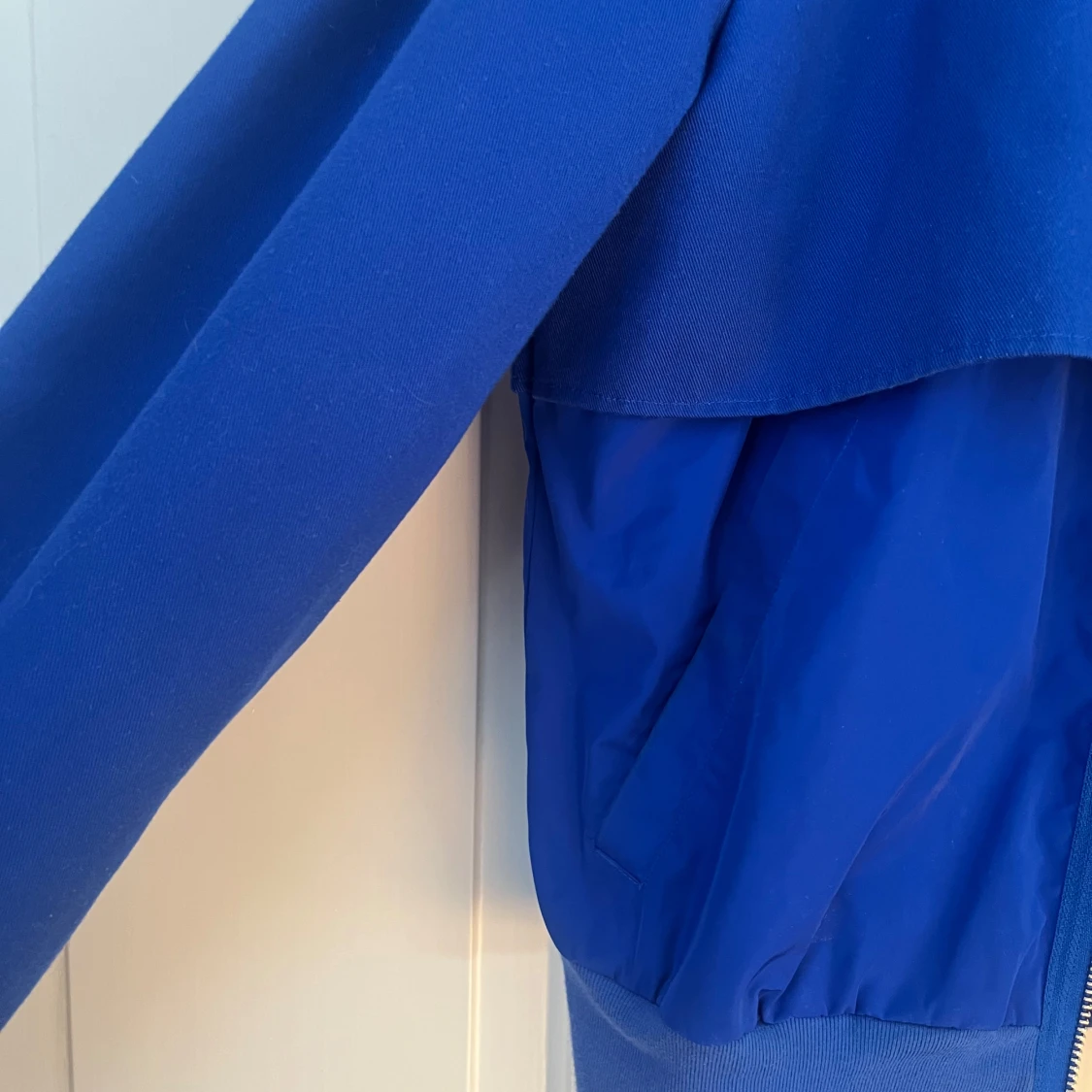 Blå bomberjacka från Adidas Originals - 1