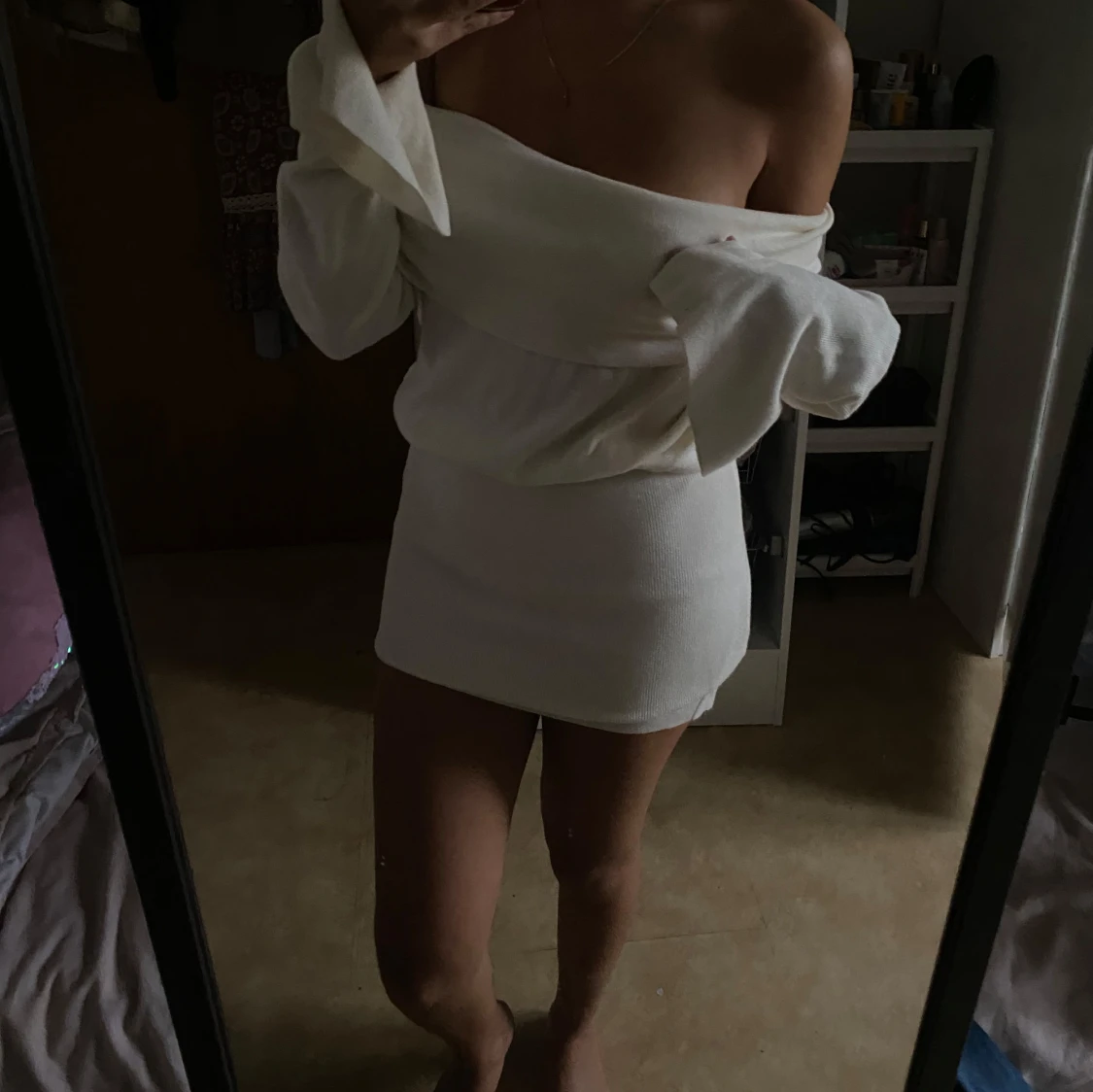 Vit offshoulder kort klänning