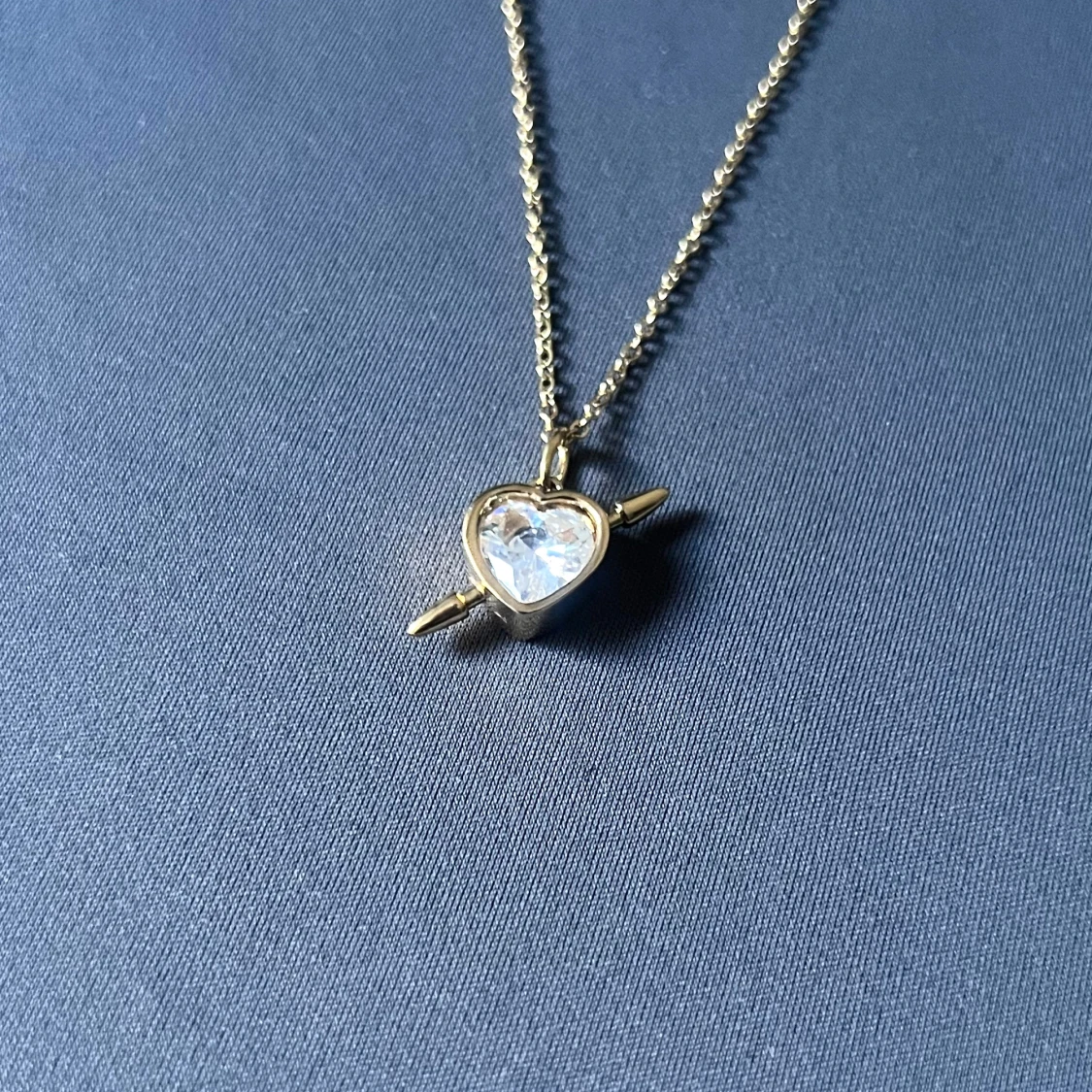 Rebel Heart – Golden Frost - 1