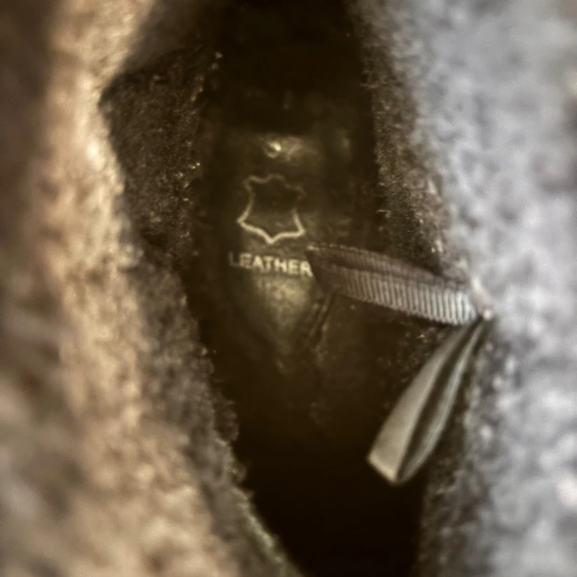 Svarta stövlar stövletter boots vinterskor höstskor skor lurviga läder mocka fodrade - 4