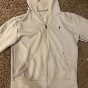 Blå ralph lauren zipper - Har blivit använt size m