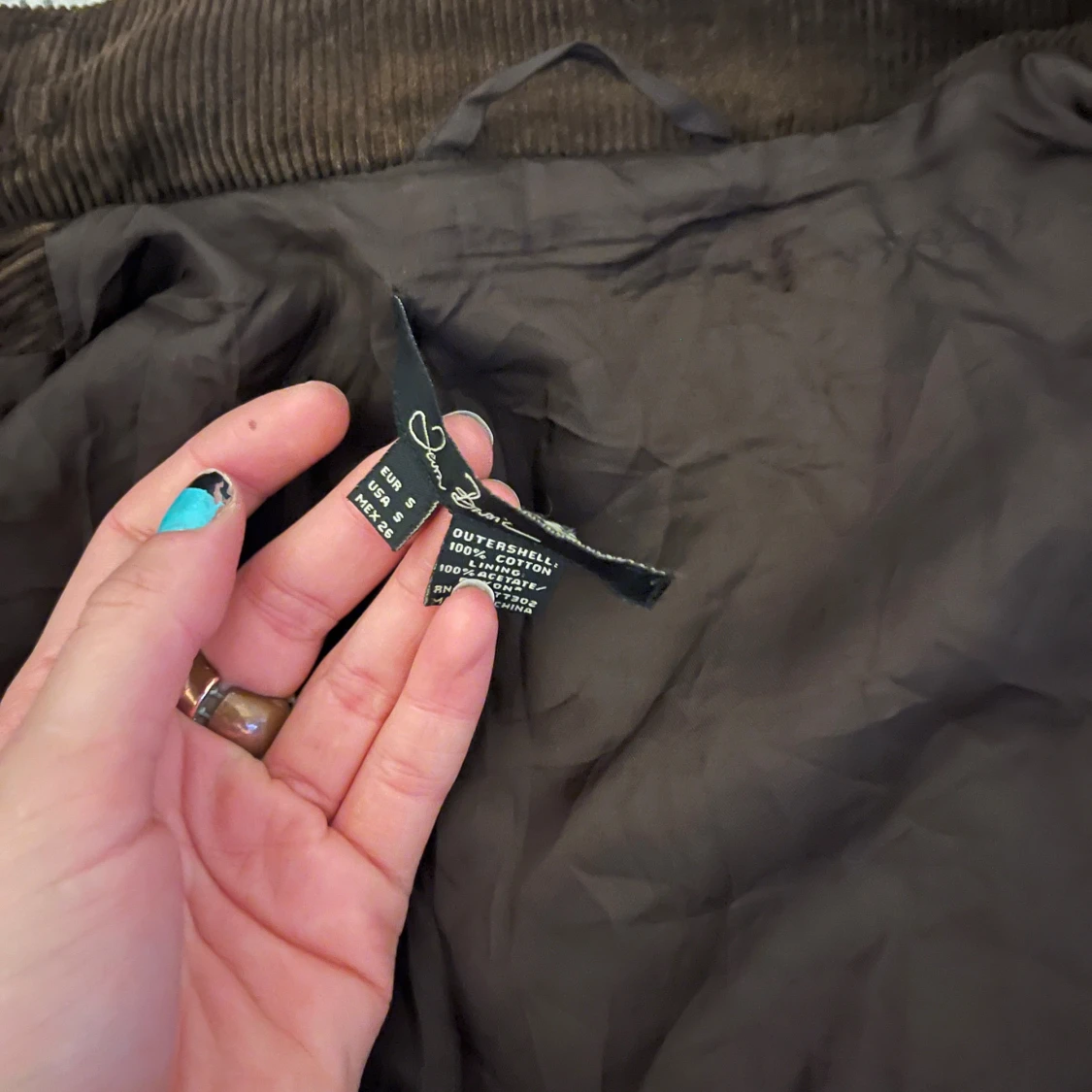 Brun figursydd manchesterjacka  med knappar o spännen - 4