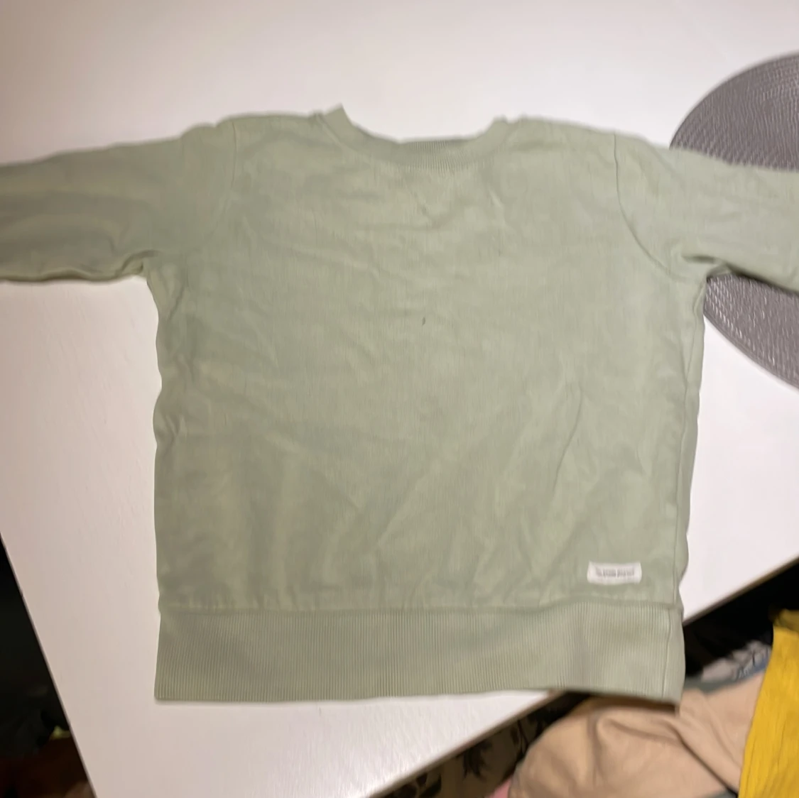 Ljusgrön sweatshirt från 157